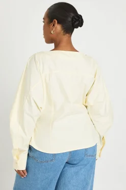 boohoo Chemise Grande Taille À Encolure Asymétrique Et Manches Ballon<Femme Tops