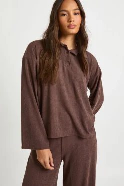 boohoo Chemise Henley à boutons en côtes froissées et pantalon coordonné<Femme Looks Chocolat|Ensembles