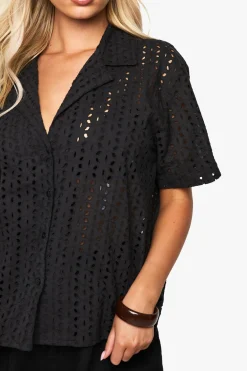 Chemise à manches courtes brodée