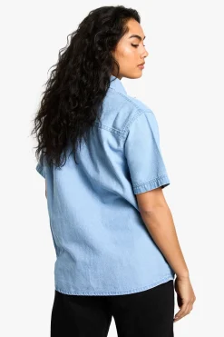 Chemise à manches courtes en chambray denim