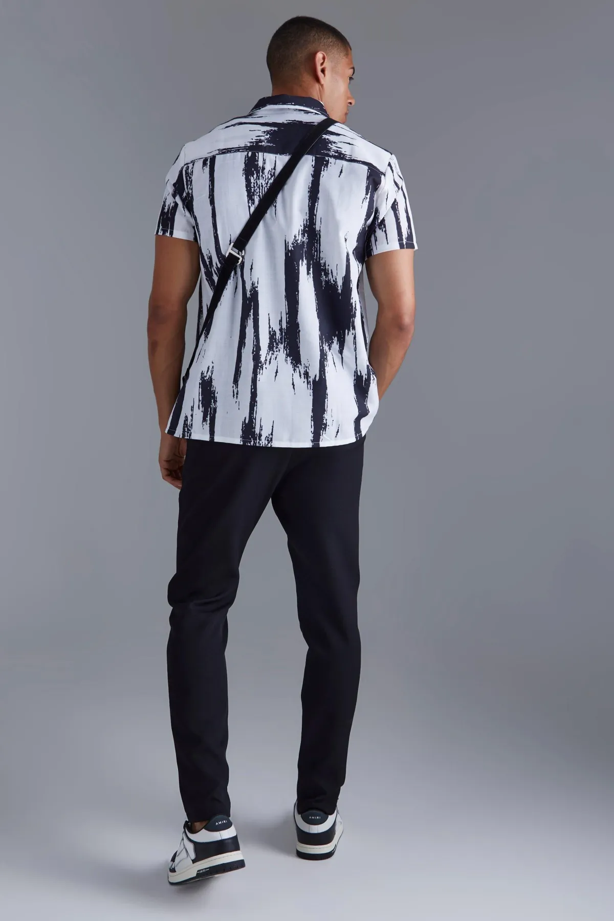 boohooMAN Chemise à manches courtes en slub à grand format abstrait et coupe régulière<Homme Chemises Grande Taille|Chemises