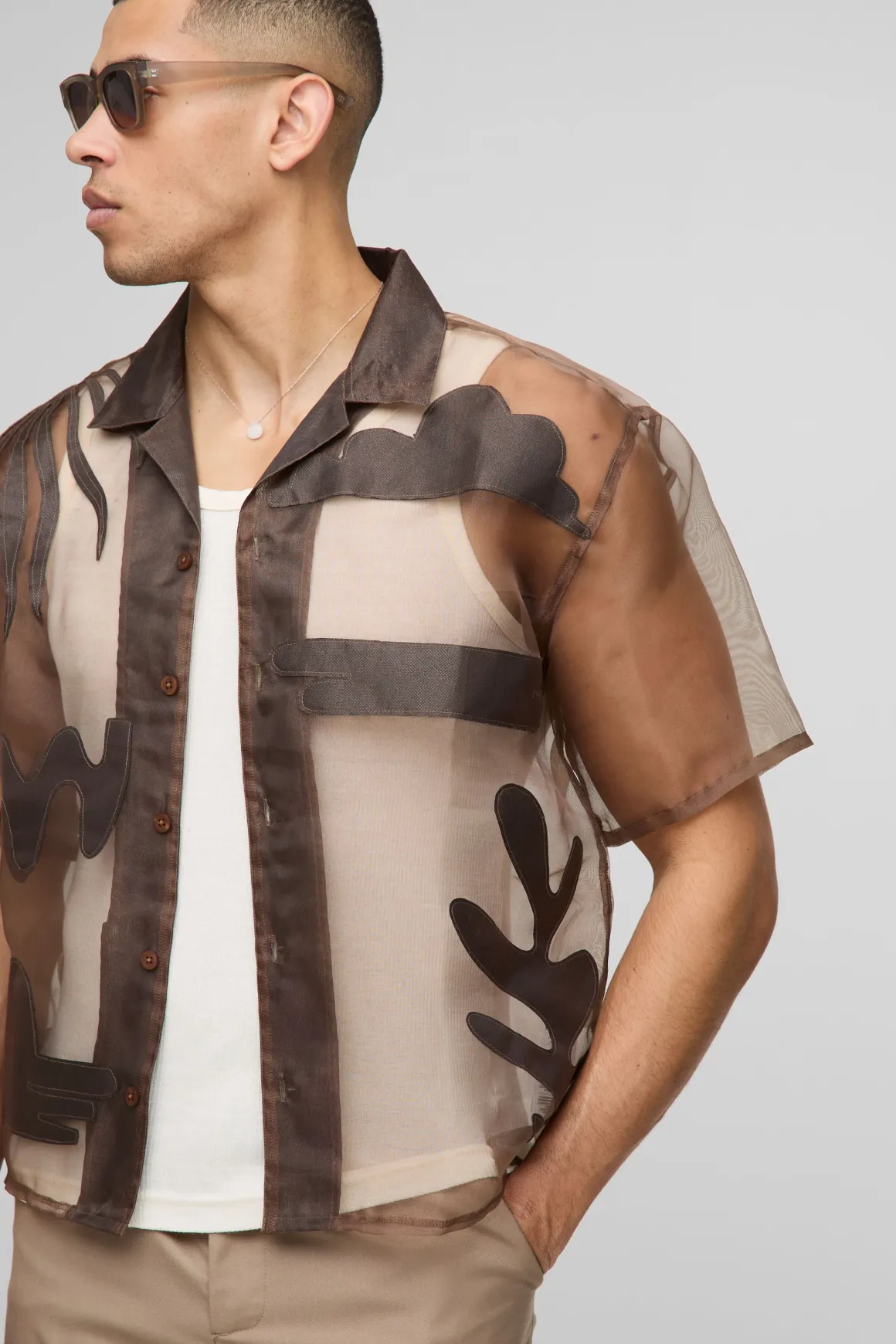 Chemise à manches courtes oversize boxy en organza avec appliqué