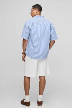 Chemise à manches courtes surdimensionnée à rayures