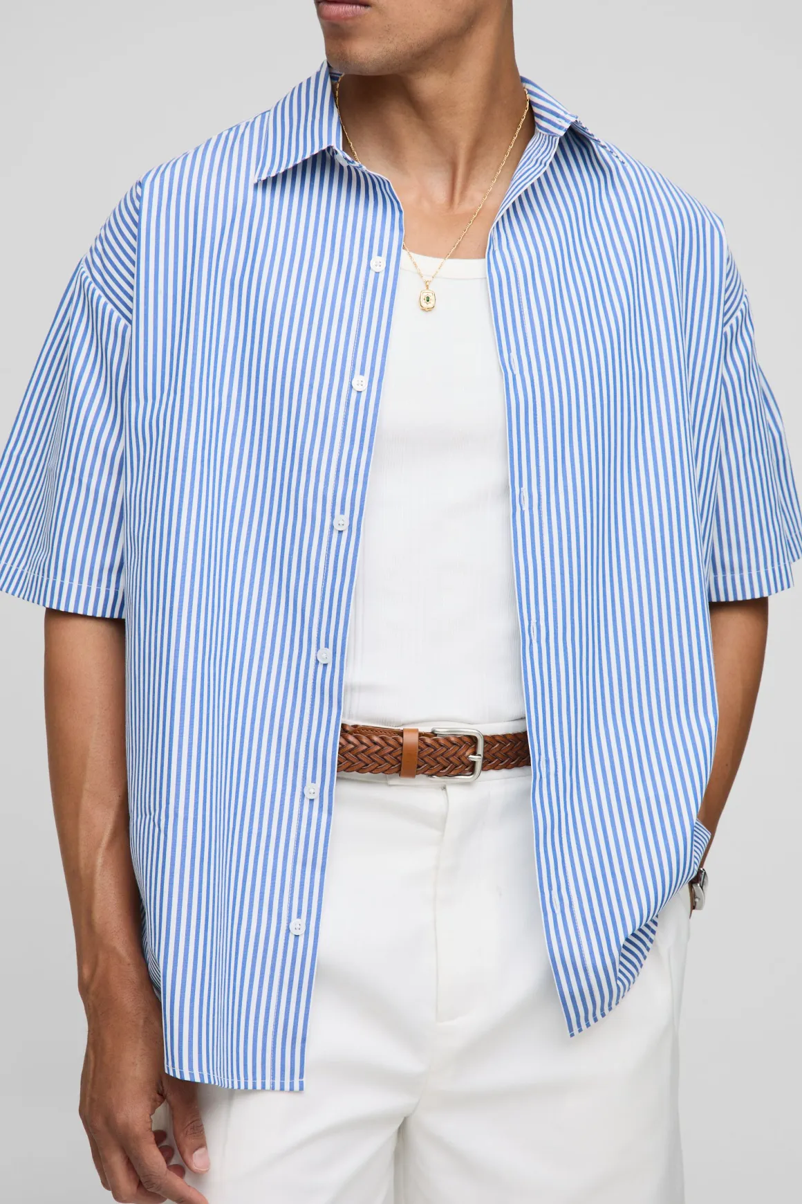 Chemise à manches courtes surdimensionnée à rayures