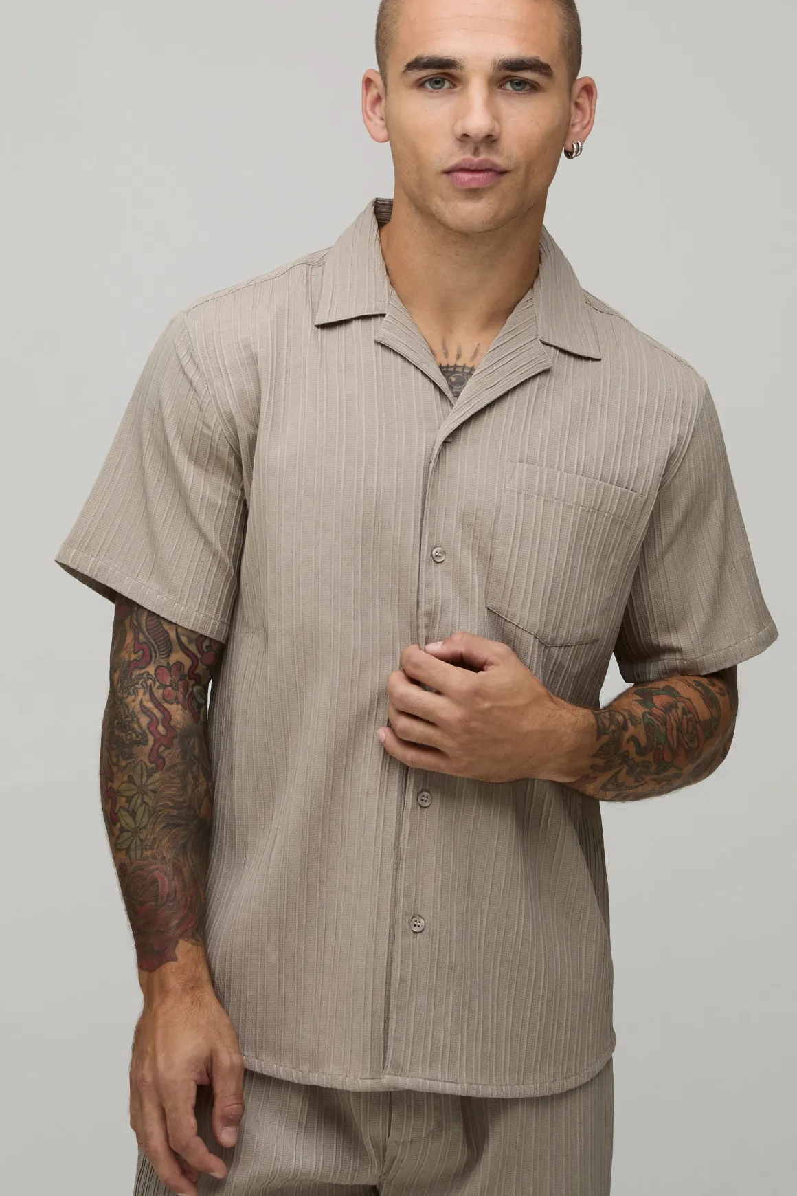 Chemise À Manches Courtes Texturée Plissée Coupe Regular