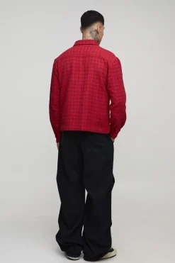 boohooMAN Chemise à manches longues de style tall, oversize et boxy, à micro-check MMXIII avec appliqué et double poche<Femme Tops