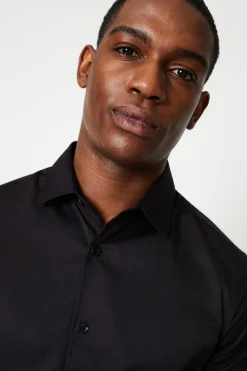 Chemise Noire Coupe Ajustée Manches Longues Facile à Repasser