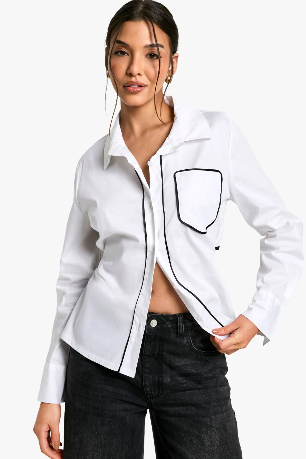 Chemise Nouée au Dos avec Passepoil Contrastant