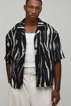 boohooMAN Chemise Oversize Boxy à Imprimé Animal Déformé<Homme Chemises