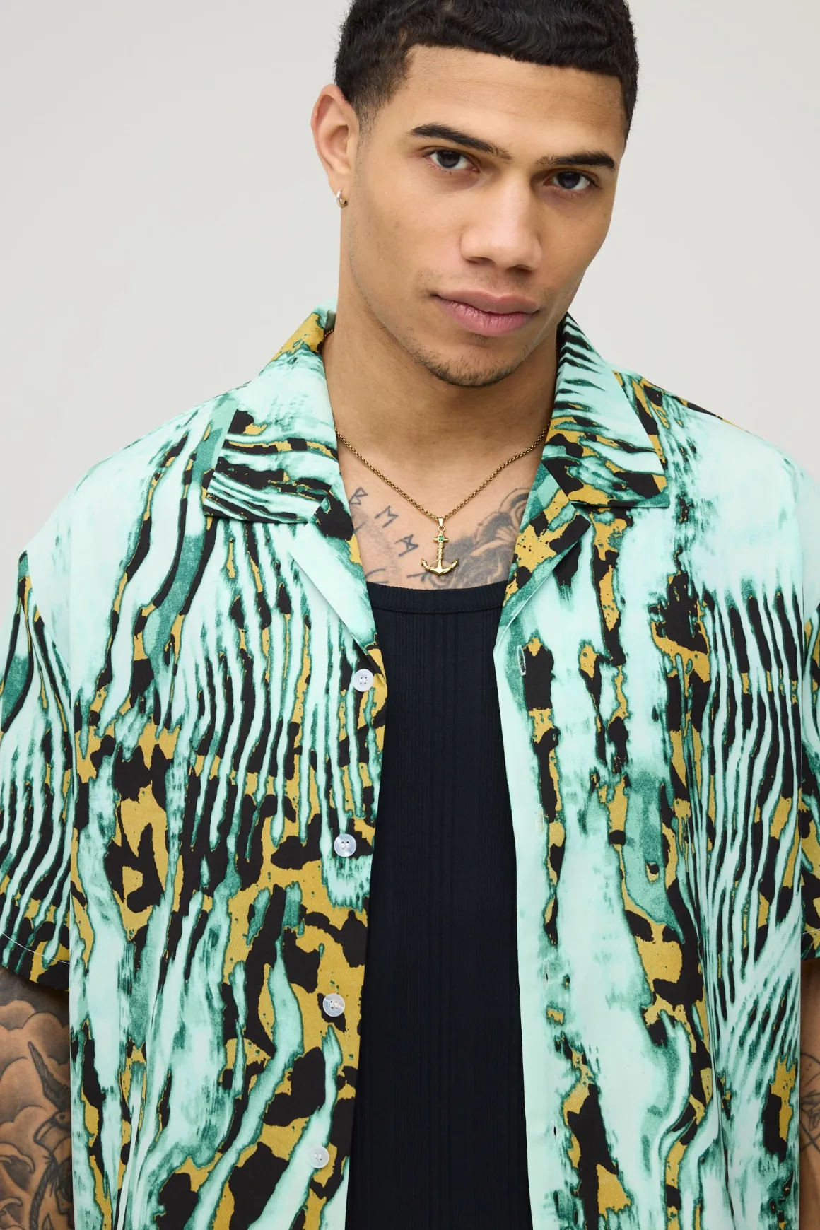 Chemise Oversize À Coupe Boxy Avec Imprimé Floral Abstrait