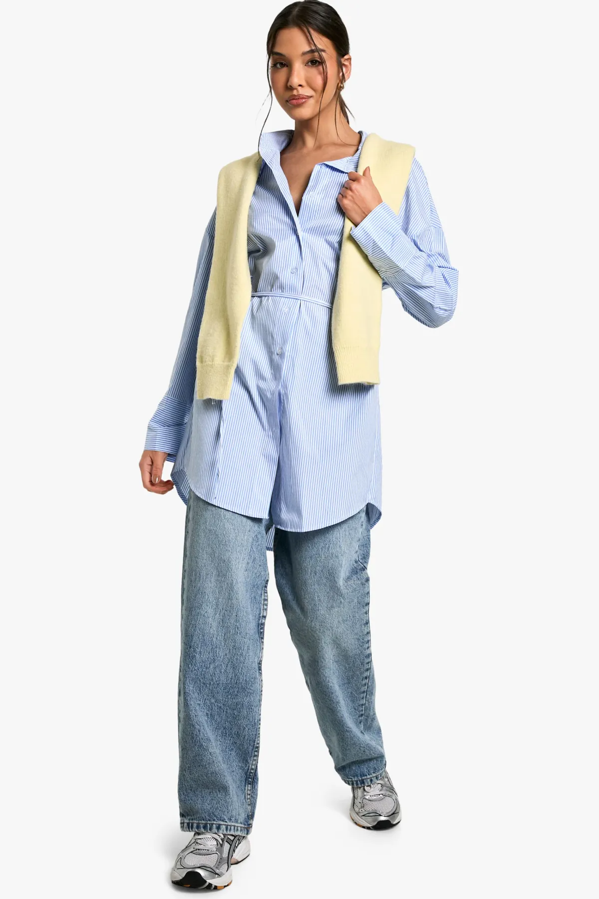 boohoo Chemise oversize à rayures fines avec détail de nœud<Femme Tops