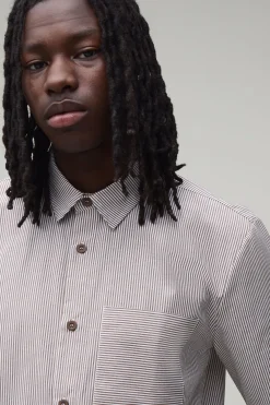 boohooMAN Chemise Rayée Boxy Crop À Manches Courtes<Homme Chemises Grande Taille|Chemises