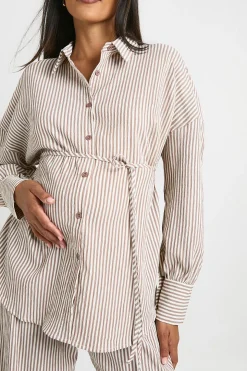 Chemise rayée de maternité à nouer à la taille