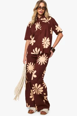boohoo Chemise Resort en lin à imprimé Shell<Femme Looks Chocolat|Tops