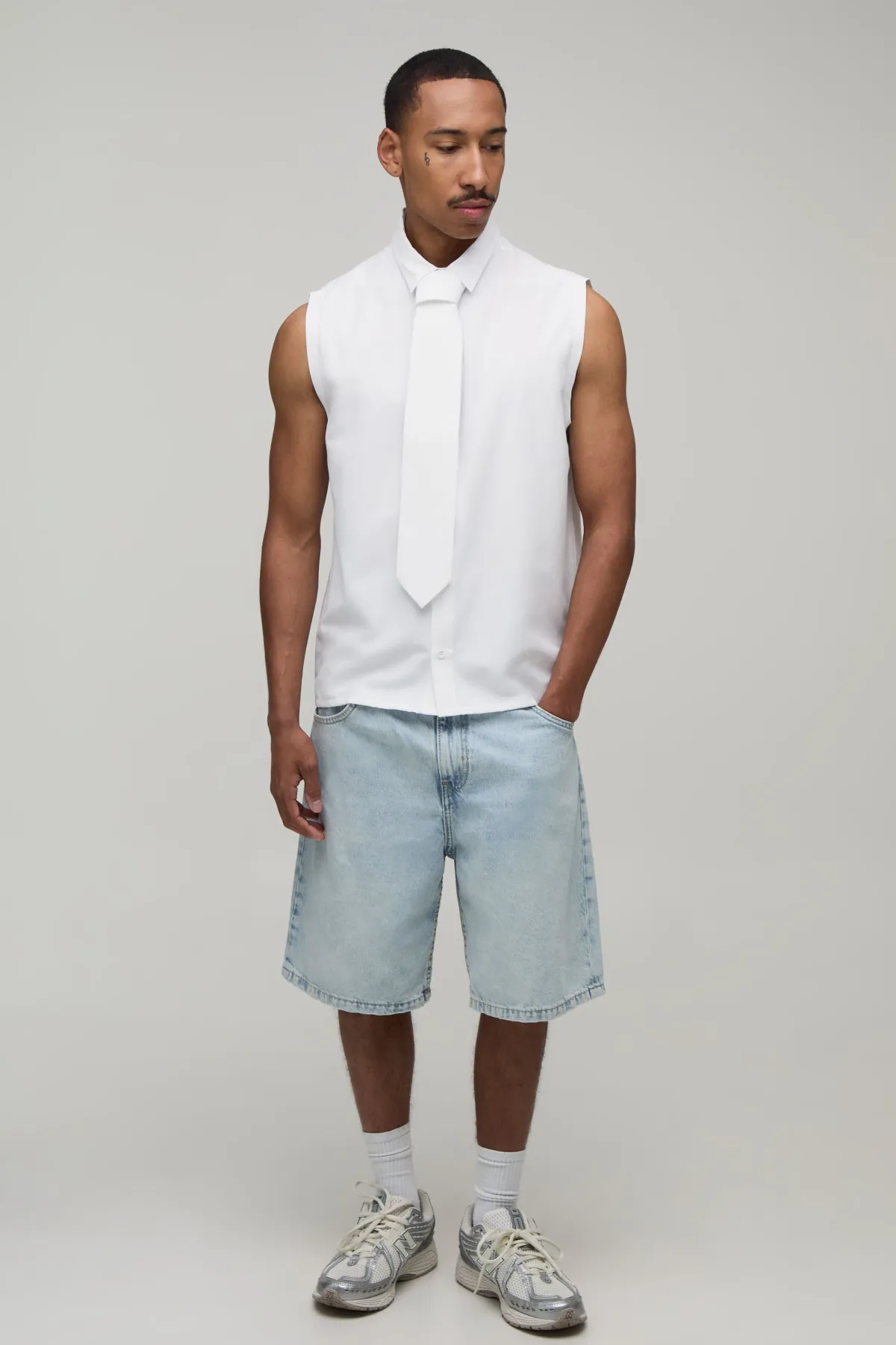 boohooMAN Chemise Sans Manches Coupe Régulière Avec Cravate<Homme Chemises
