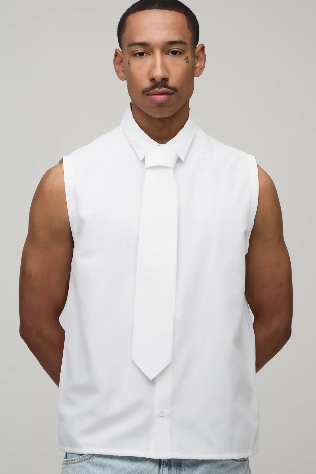 boohooMAN Chemise Sans Manches Coupe Régulière Avec Cravate<Homme Chemises