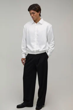 boohooMAN Chemise Satinée À Manches Longues Coupe Ample Oversize Avec Ourlet Élastiqué<Homme Chemises