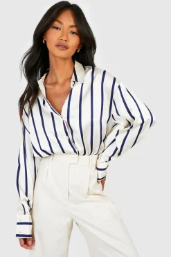 Chemise satin à fines rayures