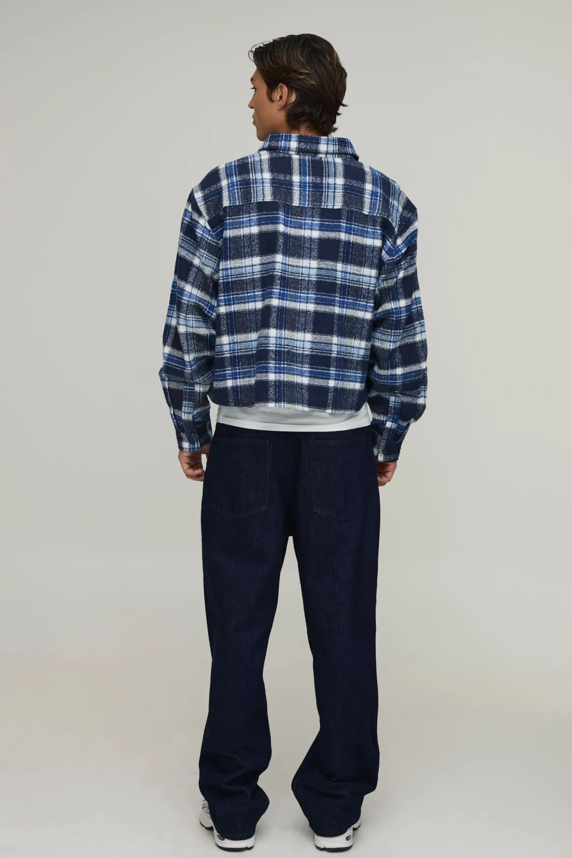Chemise Surdimensionnée Crop En Flanelle À Manches Longues Essentielle