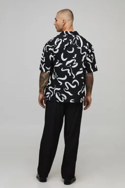 Chemise surdimensionnée à manches courtes à imprimé abstrait