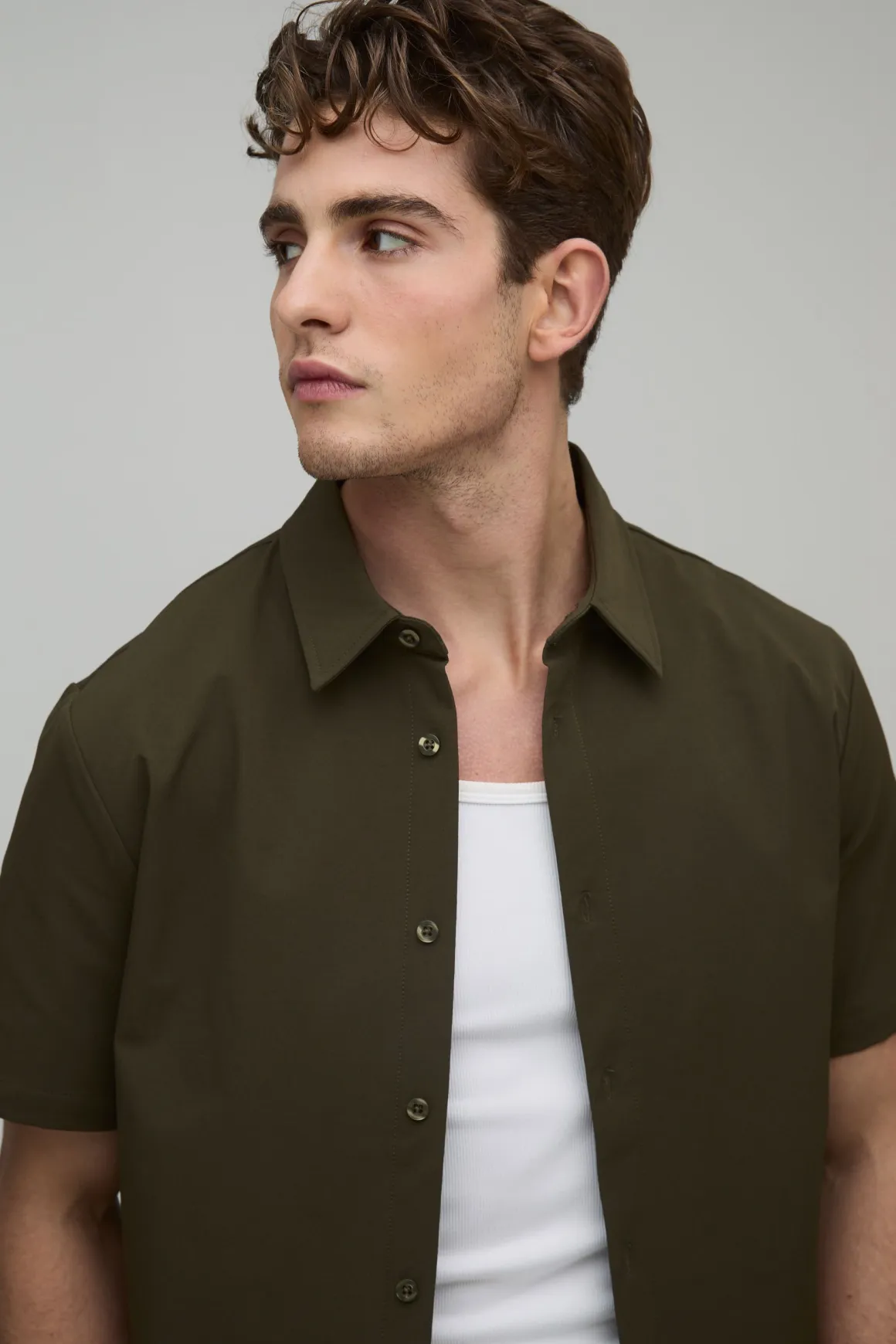Chemise Technique à Manches Courtes Coupe Régulière