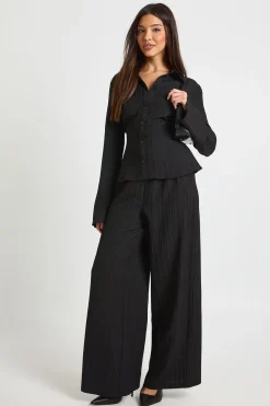 Chemise texturée à nouer et pantalon coordonné