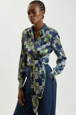 KarenMillen Chemise Tissée En Satin Martelé À Imprimé Géométrique Petite Avec Ceinture Nouée À La Taille<Femme Tops D’Automne|Satin Et Dentelle