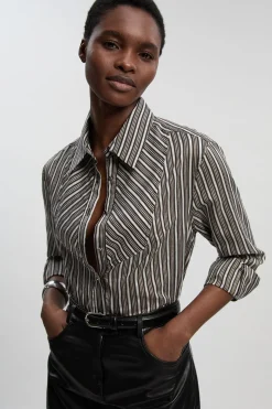 Chemise Tissée À Rayures En Popeline Avec Plastron