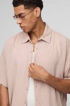 Chemise tissée surdimensionnée à manches courtes et ensemble short