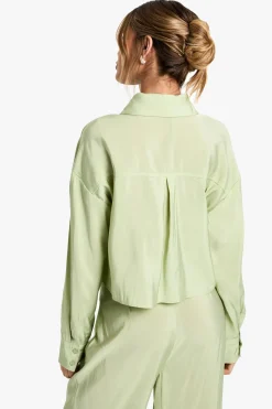 Chemise utilitaire raccourcie fluide