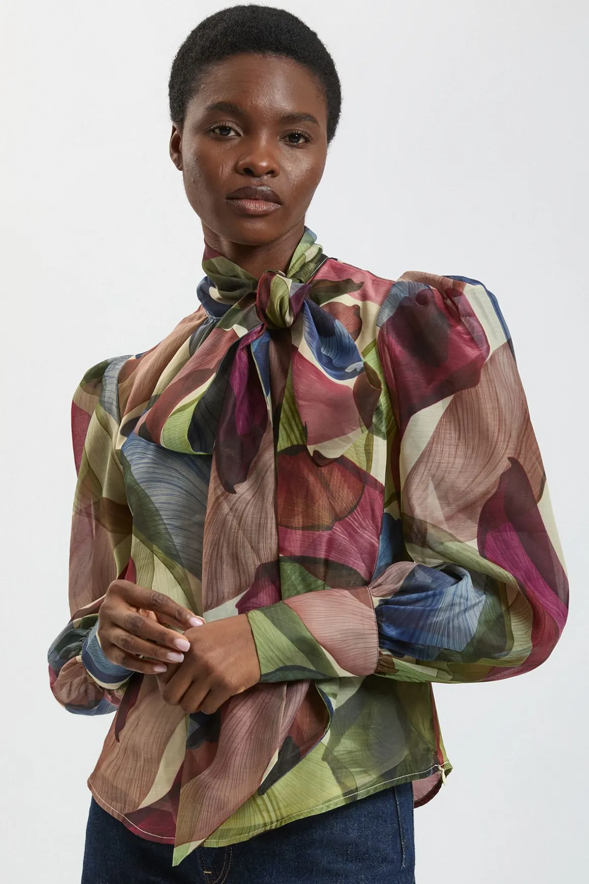 Chemisier En Organza À Imprimé Pétales Avec Lavallière