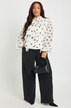 boohoo Chemisier Grande Taille En Mousseline À Pois Avec Manches Ballon<Femme Pois|Tops