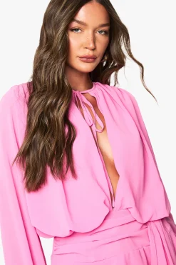 boohoo Chiffon Ruched Drape Smock Dress → Robe smock drapée en chiffon à fronces<Femme Robes Courtes|Robes À Manches Longues