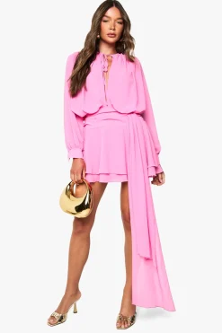 boohoo Chiffon Ruched Drape Smock Dress → Robe smock drapée en chiffon à fronces<Femme Robes Courtes|Robes À Manches Longues