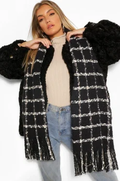 Chunky Check Fringe Scarf