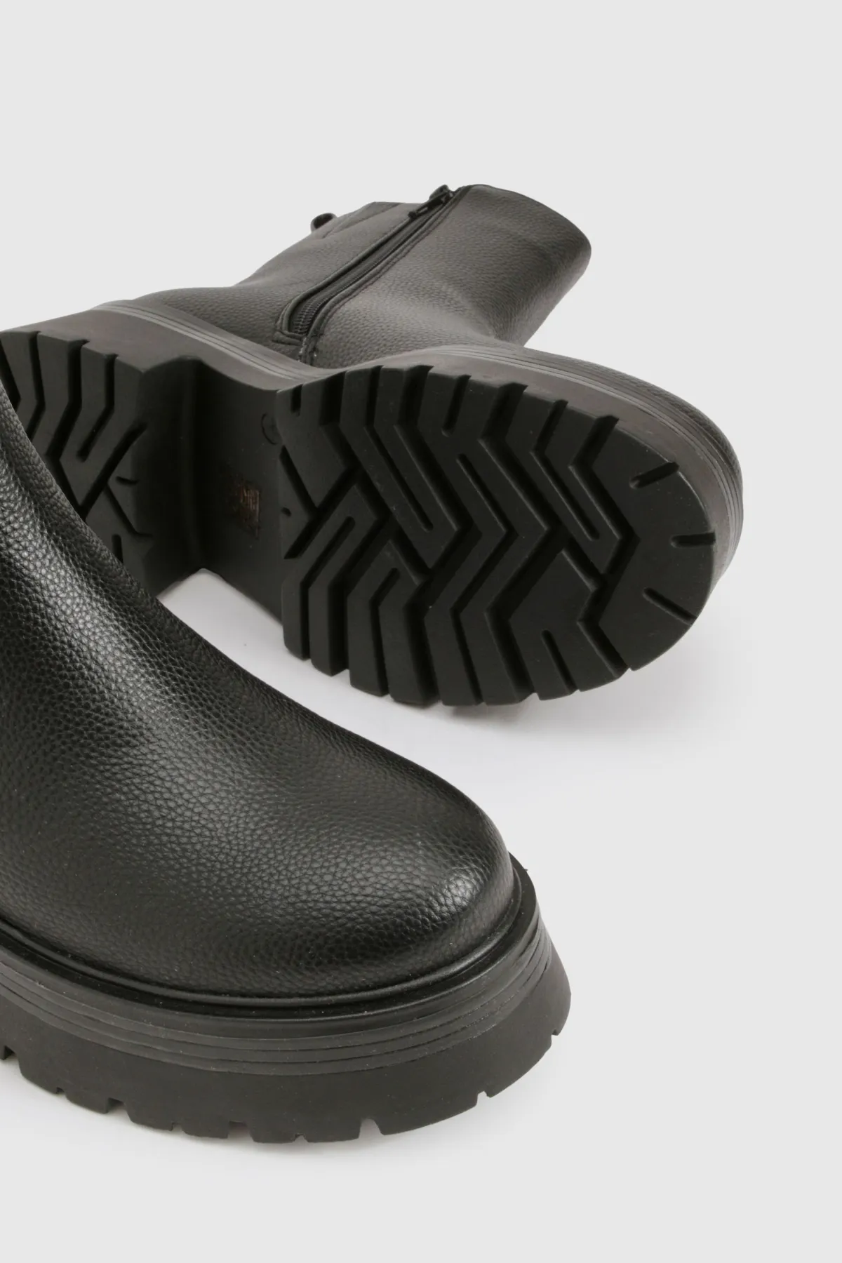 boohoo Chunky Elastic Panel Chelsea Boots< Bottes|Bottes Noires
