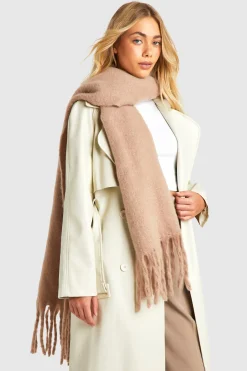 Chunky Oversized Fringe Scarf
