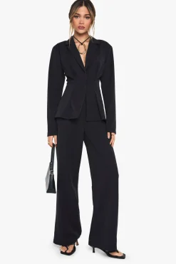 boohoo Cinched Wrap Over Blazer<Femme Blazers|Manteaux Et Vestes