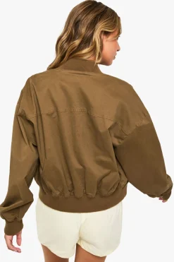 boohoo Collarless Bomber Jacket<Femme Looks Preppy|Looks De Rentrée