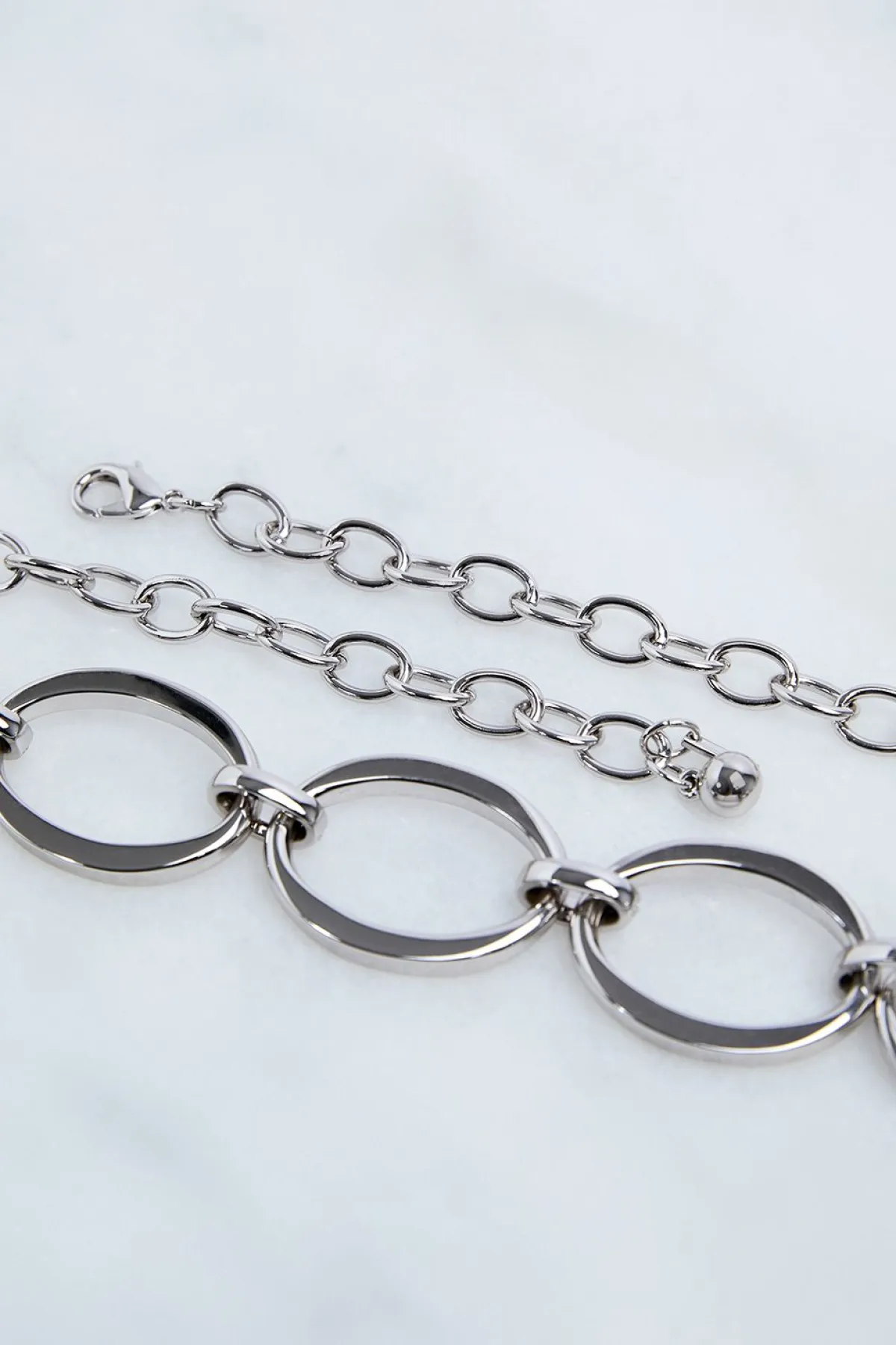 KarenMillen Collier chaîne surdimensionné à cristaux européens sertis à la main< Colliers