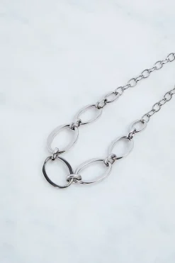 KarenMillen Collier chaîne surdimensionné à cristaux européens sertis à la main< Colliers