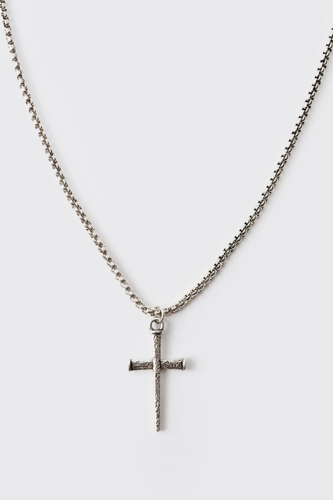 Collier croix gothique en argent
