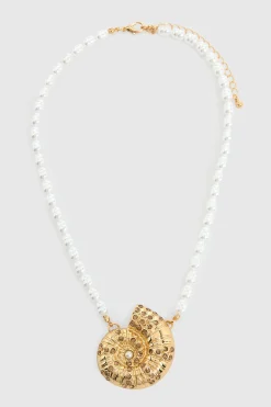 Collier De Perles Avec Pendentif Coquillage