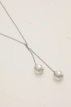 Collier Double Goutte de Perles Logo en Ton Argenté