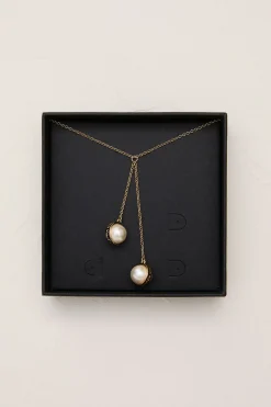 Collier à double pendentif en perle, logo, plaqué or 14kt
