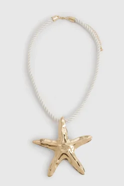 boohoo Collier en corde avec pendentif étoile de mer< Colliers