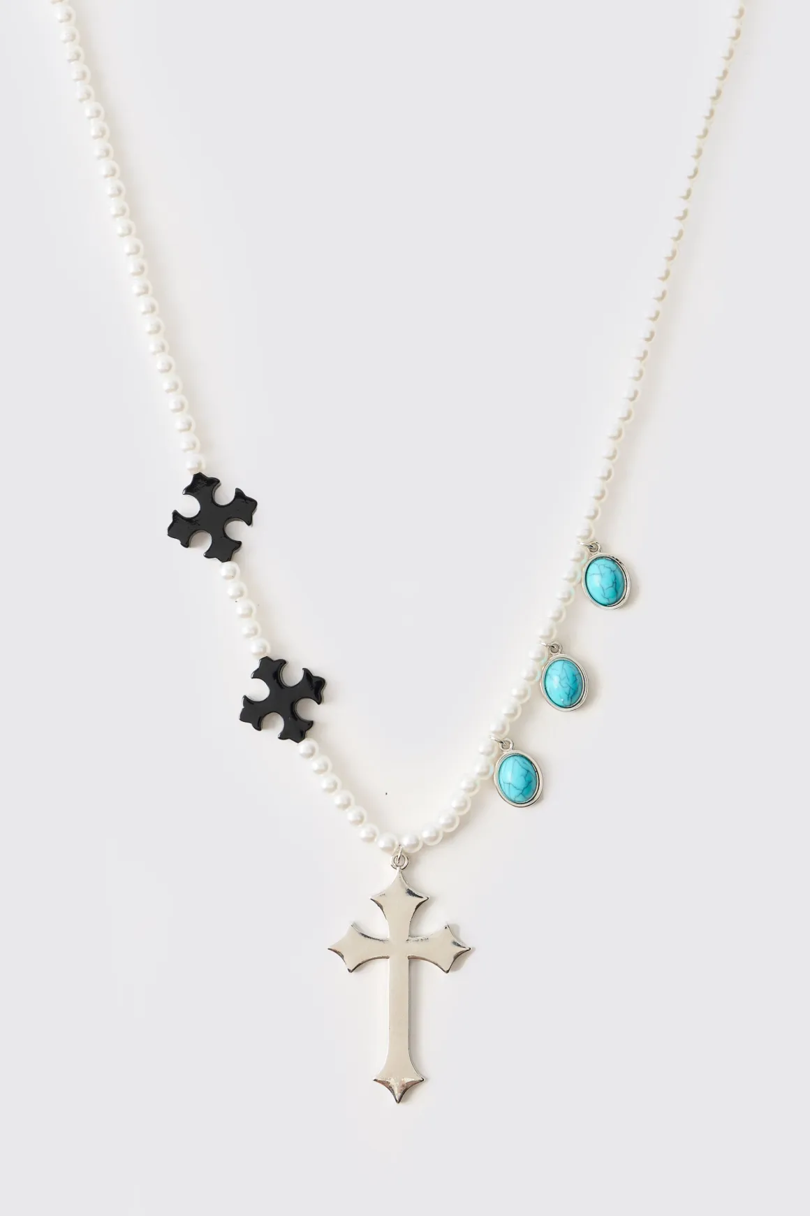 Collier Fantaisie avec Gemmes et Croix