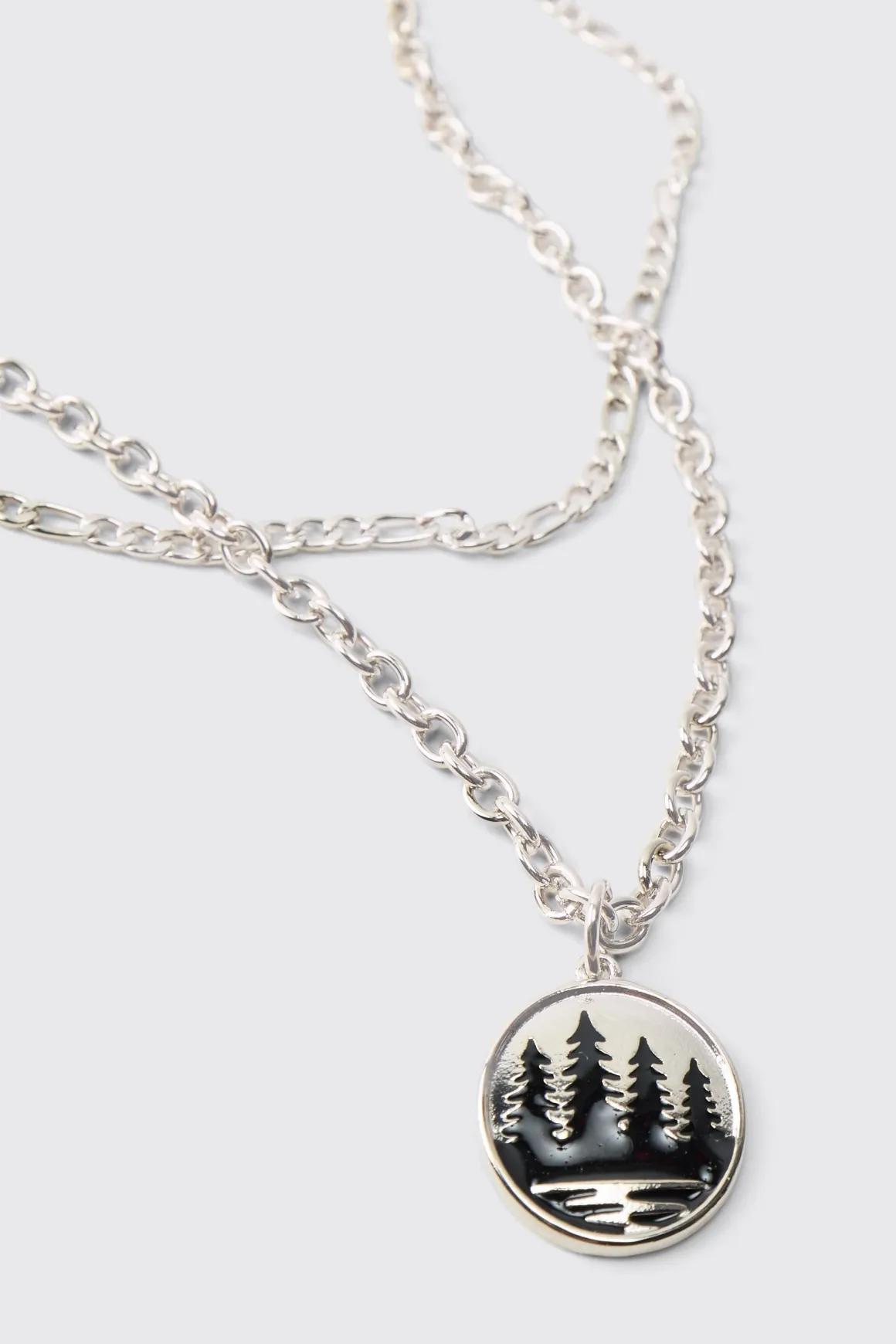 Collier Superposé Avec Pendentif Arbre