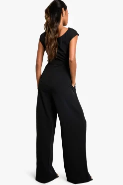 Combinaison asymétrique à jambes larges