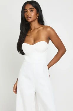 boohoo Combinaison Bandeau Bustier Ajustée À Jambes Larges<Femme Tailleurs|Combinaisons Et Combishorts